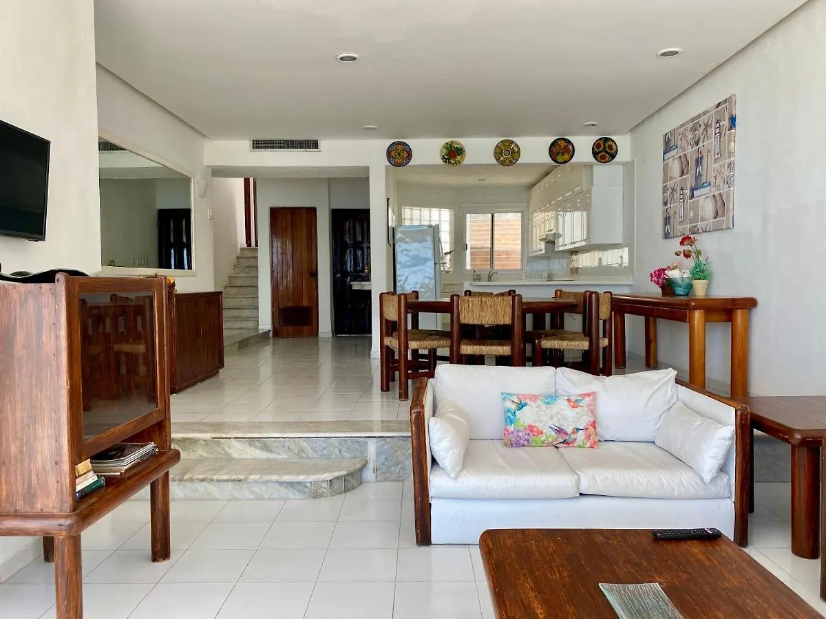Villas Solymar Κανκούν