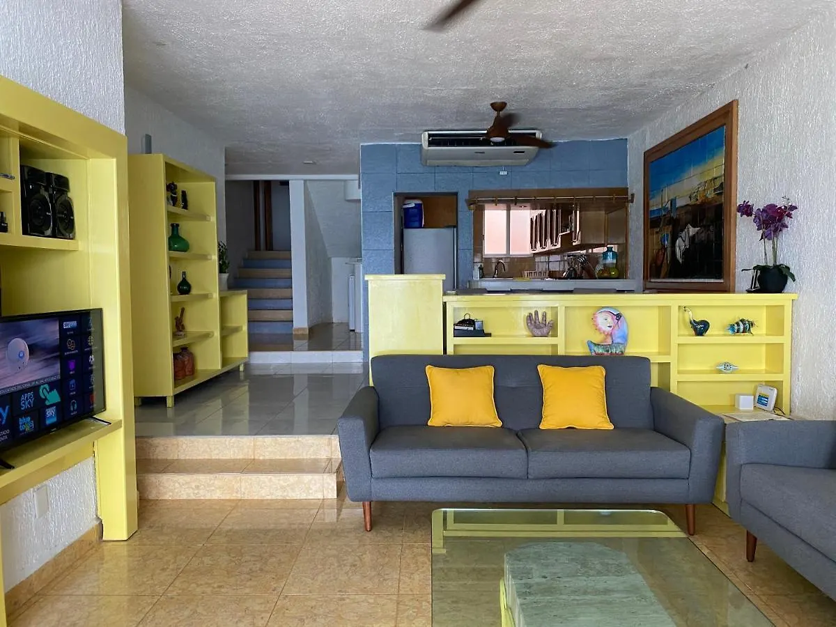 Villas Solymar Κανκούν 0*,  Μεξικό